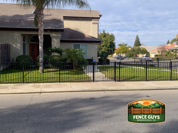 Bakersfield fence installation project photo 40